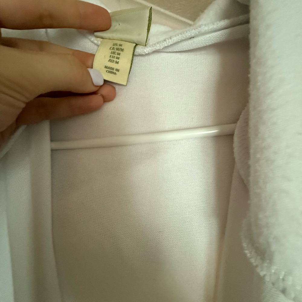 Elegant White Women's Cardigan - Picture 3 of 3